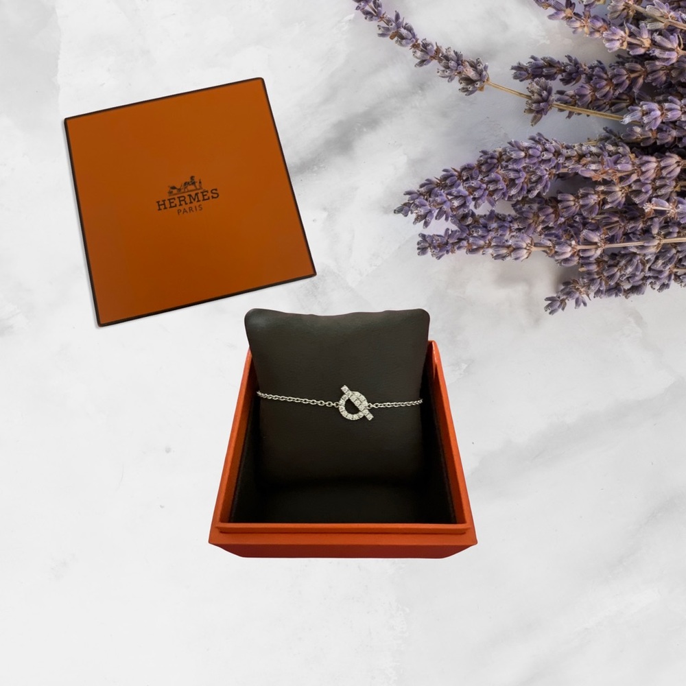 NEW WITHOUT TAGS Hermes Finesse Bracelet 18K White Gold + Diamonds - GIFTABLE